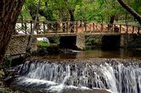 Waterval Los Vadillos in het Parque Natural del Monasterio de Piedra