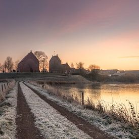 The mound of Ezinge in winter at sunrise by KB Design & Photography (Karen Brouwer)