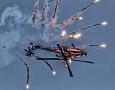 AH-64D Apache Solo Display Team (met flares) van Joram Janssen thumbnail