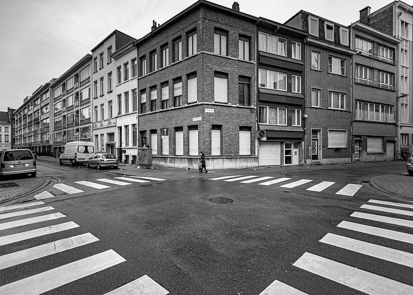 Diamonds in Antwerpen by Omri Raviv