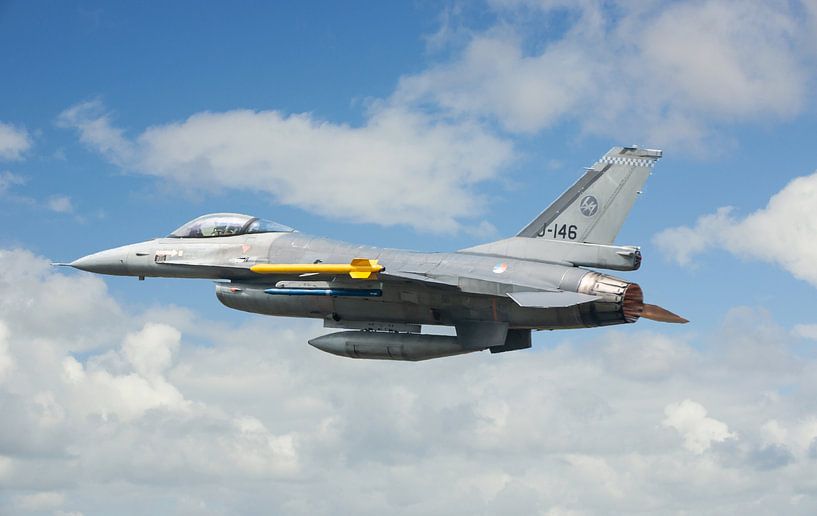 F-16 Fighting Falcon MLU par Brian Morgan