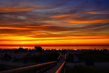 Zonsondergang Norddeich van Jürgen Hüsmert