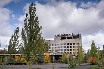 Pripyat hotel by Tim Vlielander