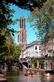 Kano's op de Oudegracht met de Dom in zicht. (staand) van André Blom Fotografie Utrecht