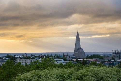 Islande - Église Hallgrimskirkja et ligne d'horizon de Reykjavik