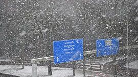 Schneesturm auf der Autobahn von Bambi Lu