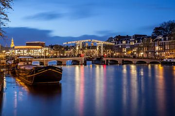 Amsterdam 13 by John Ouwens