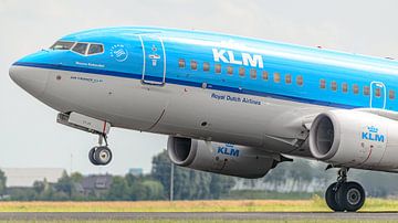 Take-off KLM Boeing 737-700 passagiersvliegtuig.