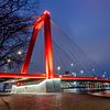 Willemsbrug - Rotterdam (Blauwe Uur) van Fotografie Ploeg