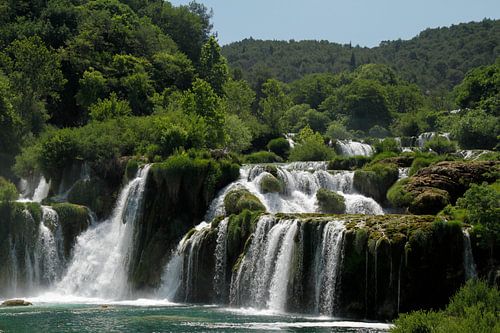 Chutes d'eau dans le parc national de Krka en Croatie