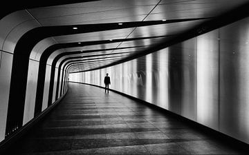 Tunnel op King's Cross station Londen van Atelier Liesjes