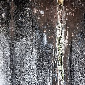 detail dilapidated wall factory urbex by Martzen Fotografie