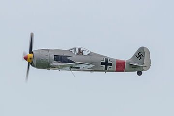 Flyby of a Focke-Wulf Fw-190-A8 replica. by Jaap van den Berg