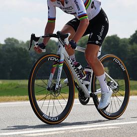 Lotte Kopecky world champion 2025 by FreddyFinn