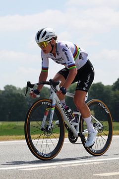 Lotte Kopecky world champion 2025 by FreddyFinn