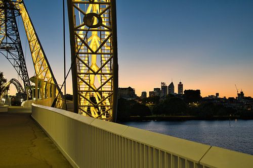 De skyline van Perth vanaf de Matagarup-brug