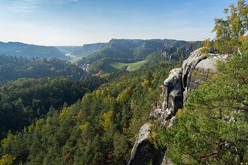 Vue du Gamrig sur la vallée de l'Elbe 2