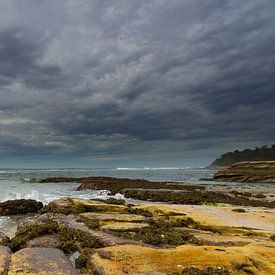 Clouds over Manly Beach - Sydney, Australia sur Niels Heinis