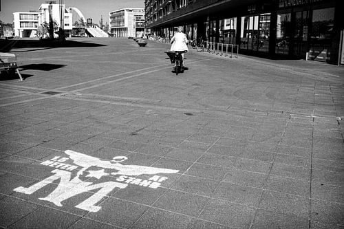 Plein 1992 met het Maastrichtse sjabloon 1,5 meter afstand van Streets of Maastricht