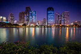 Bangkok reflections by Jelle Dobma