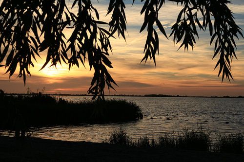 Zonsondergang  Slotermeer - Sloten Friesland.