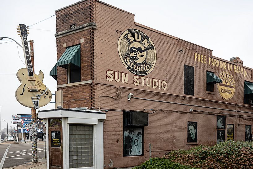 Sun Studio in Memphis under which Elvis recorded records by Eric van Nieuwland