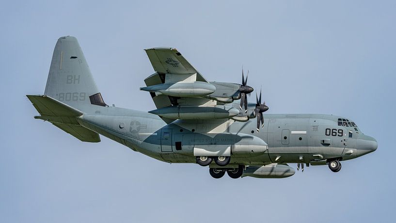 U.S. Marine Corps Lockheed Martin KC-130J Hercules. by Jaap van den Berg