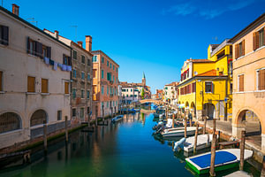 Chioggia, Stadt in der Lagune von Venedig, Brücke über den Kanal. Venetien, I
