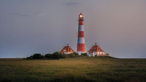 Leuchtturm Westerheversand im Abendlicht von Jens Sessler