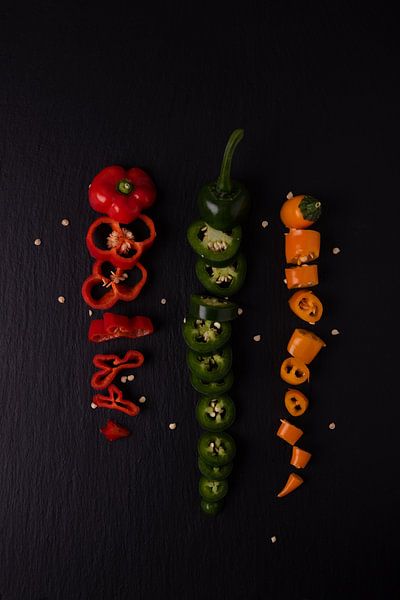 3 gekleurde pepers 2 van 2 van Anita Visschers