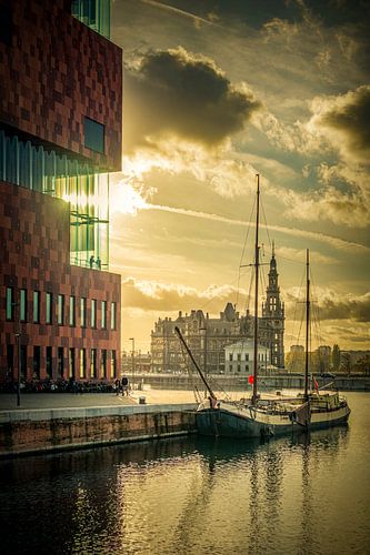 Museum on the river on the Eilandje in Antwerp