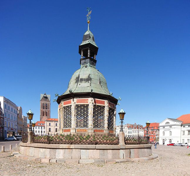 Marktplatz mit Marienkirchturm und Wasserkunst, Wismar,  Mecklenburg-Vorpommern, Deutschland, Europa von Torsten Krüger