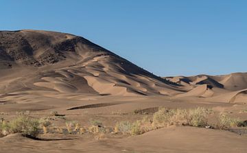 Iran: zandduinen tussen Yazd en Tabas van Maarten Verhees