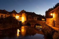'Pond des Capucins' in Arbois gedurende de nacht