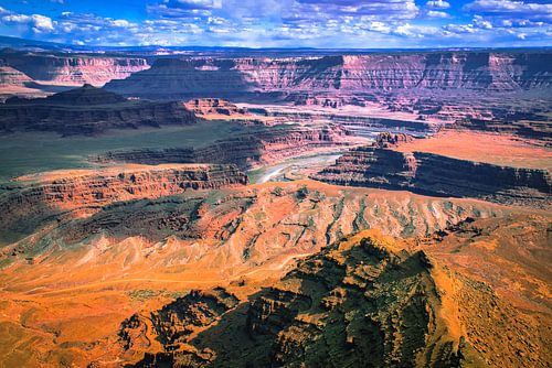 Green river in Canyonlands, VS
