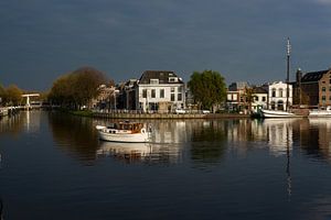 Delft in avondzon von Alice Berkien-van Mil