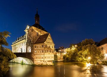 Bamberg - Het oude stadhuis op het blauwe uur van Frank Herrmann