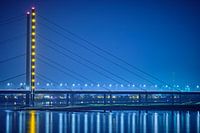 Pont d'Oberkassel la nuit