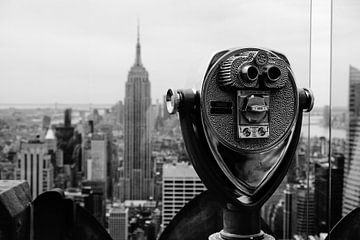 Look at the Empire State Building von Nils Bakker
