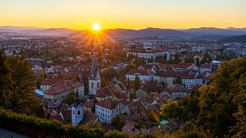 Zonsondergang over Ljubljana, Slovenië