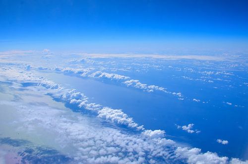 Lucht boven de Atlantische Oceaan