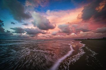 Duin en strand aan de kust van Nederland van Dirk van Egmond