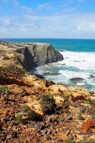 Fishermen’s Trail Portugal – atemberaubende Küstenfotografie mit Meer, Klippen und Wanderweg. von Miriam Schwarzfischer Fotografie