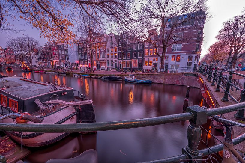 Grachtenpanden Jordaan van Leon Okkenburg