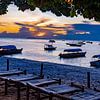 Sansibar, Sonnenuntergang am Strand mit Booten von Barbara Riedel