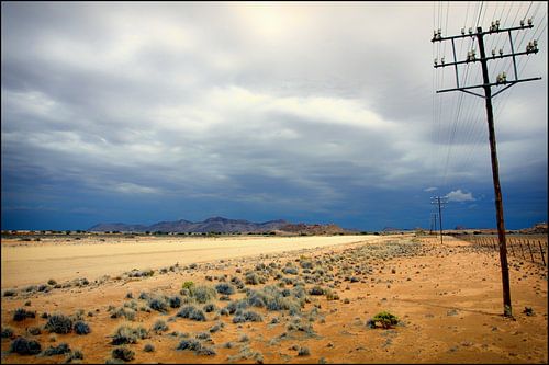 Sur la route en namibie sur Ed Dorrestein