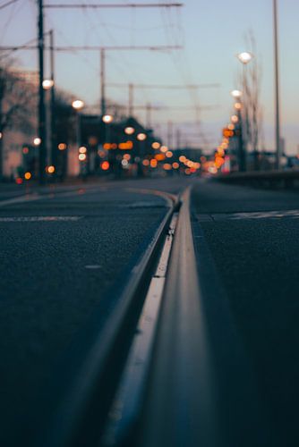 Straßenbahnschienen vom Boden aus