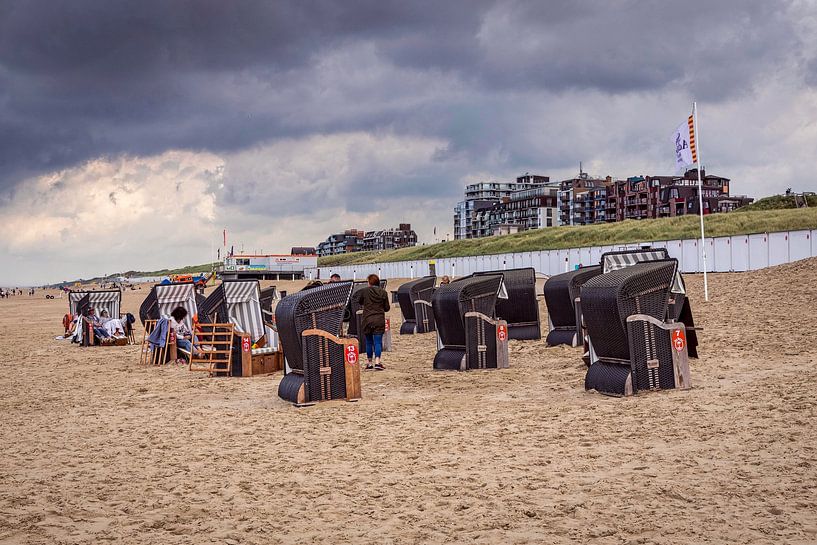 Beach chairs at Egmond aan Zee by Rob Boon