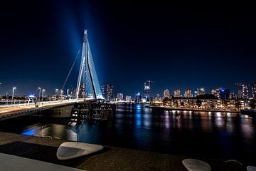 Rotterdam by night van Marco Knies