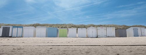 Strand cabines aan het strand.